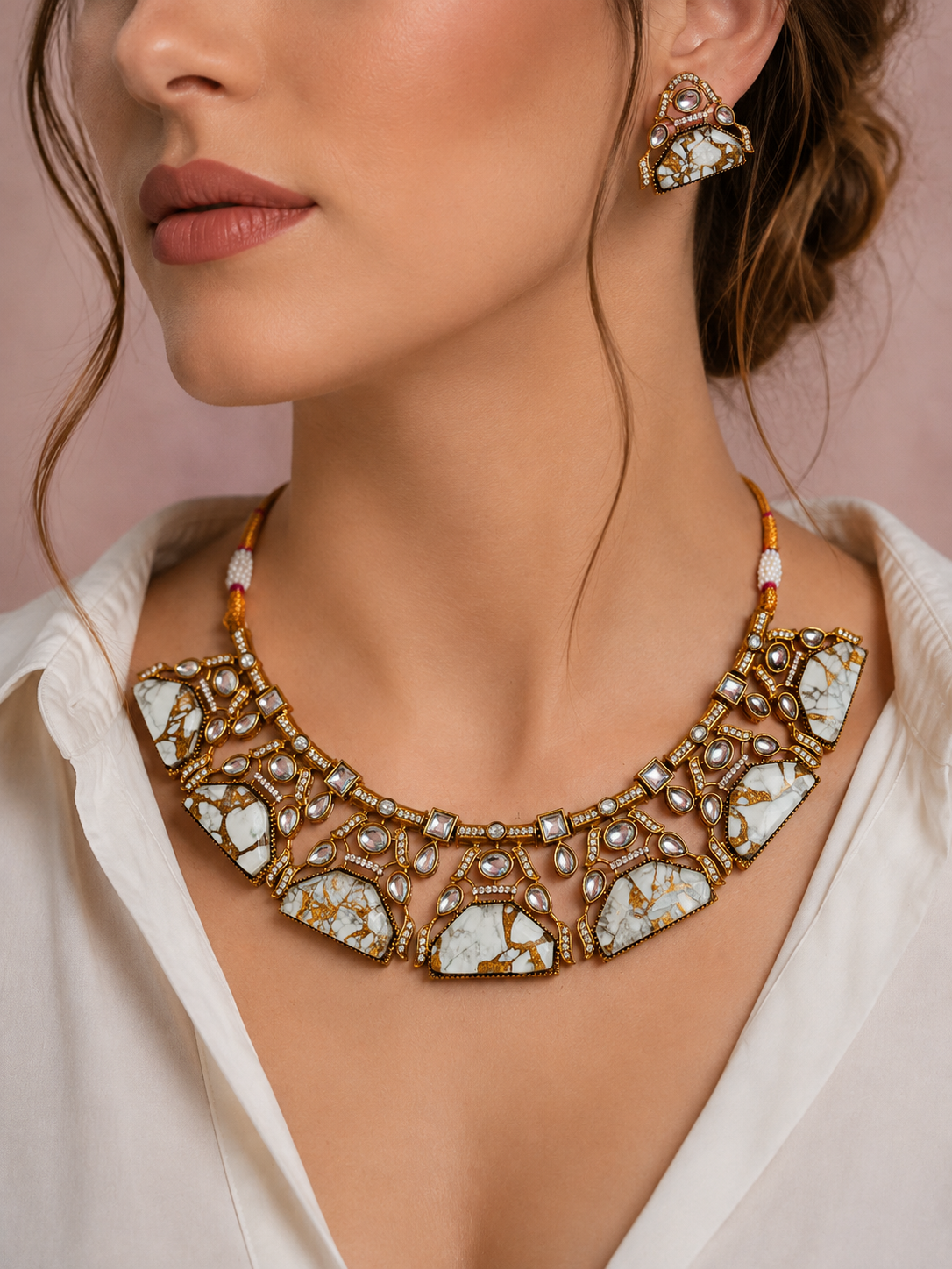 Kundan Choker Necklace Set With White Stone Pendant
