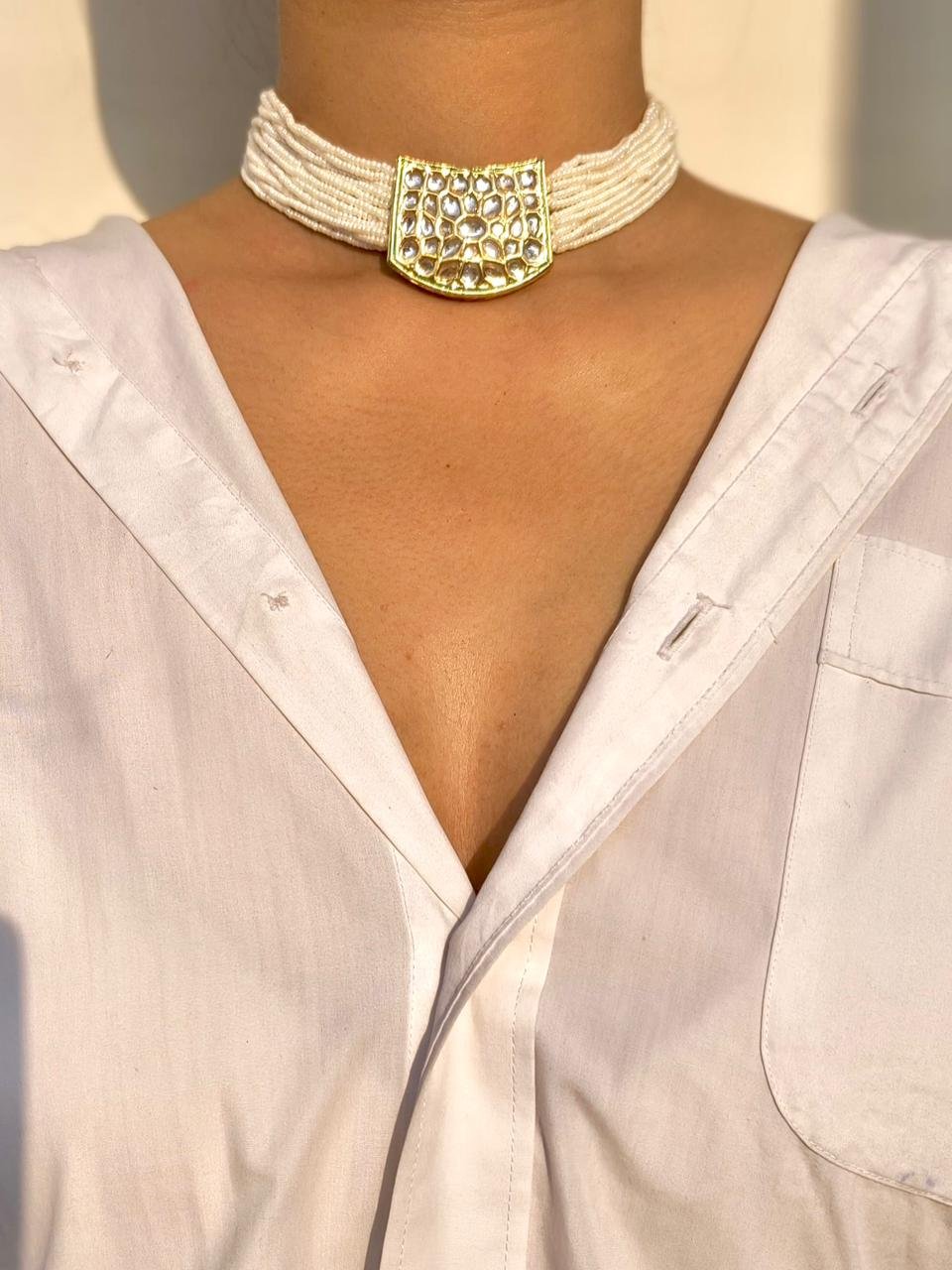 Pearl beaded choker with kundan slab centerpiece - Image 3