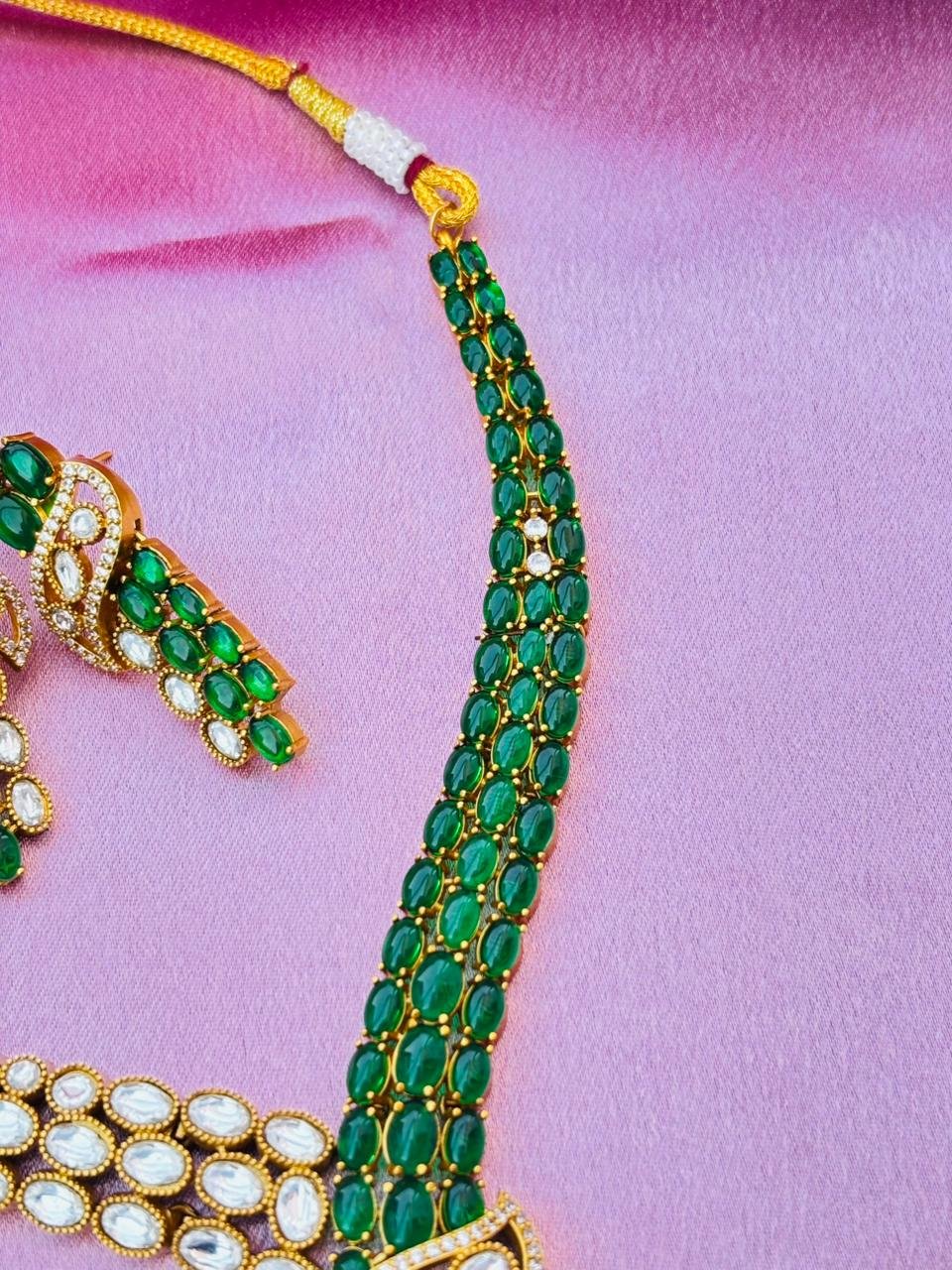 Emerald Kundan Cascade Necklace Set - Image 5