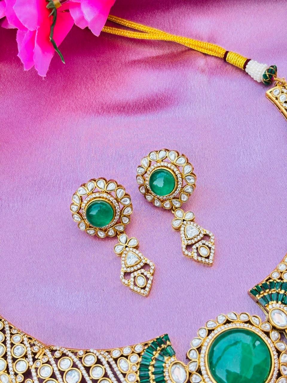 Emerald Green Choker Necklace Set - Image 4