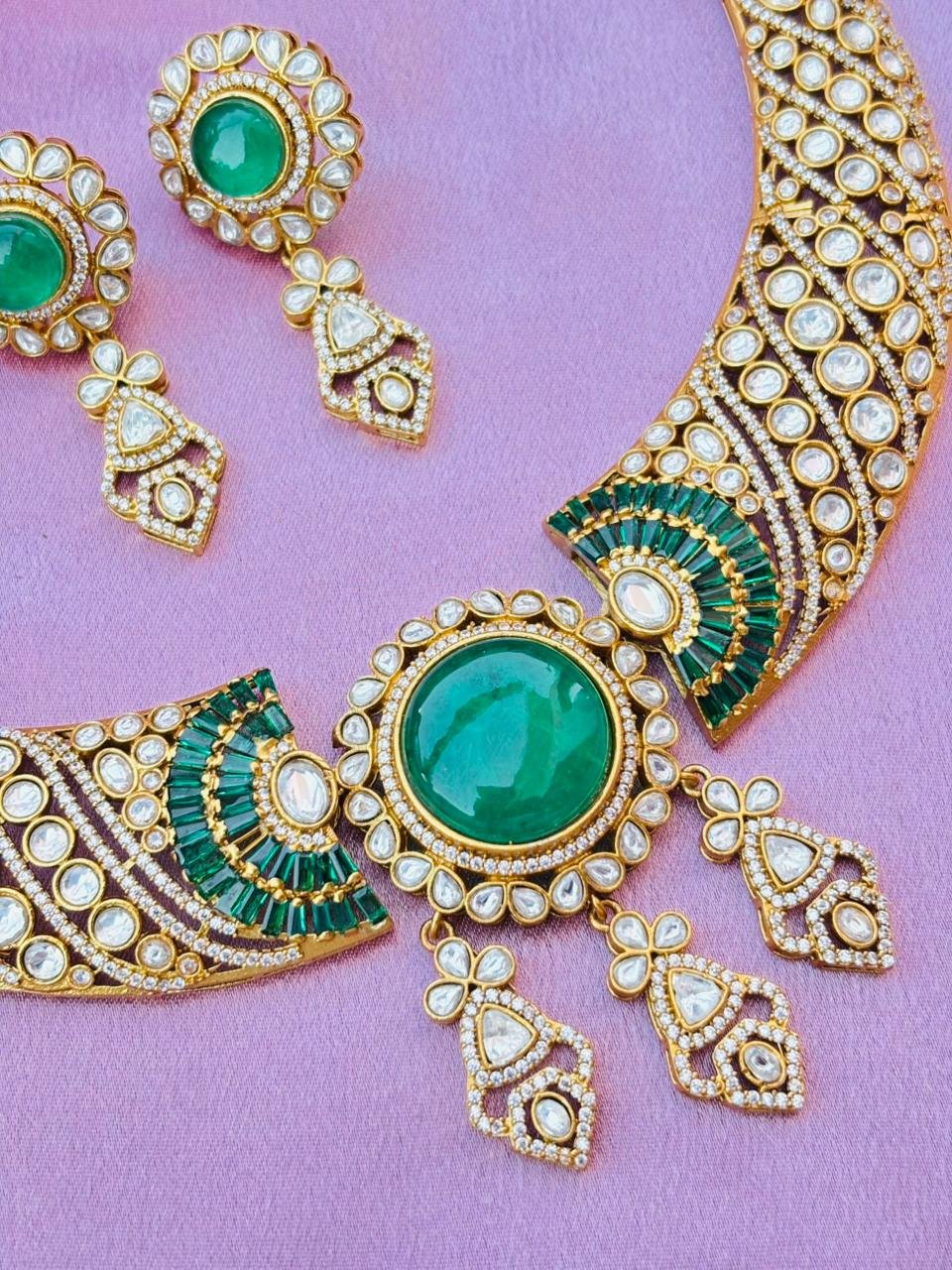 Emerald Green Choker Necklace Set - Image 2
