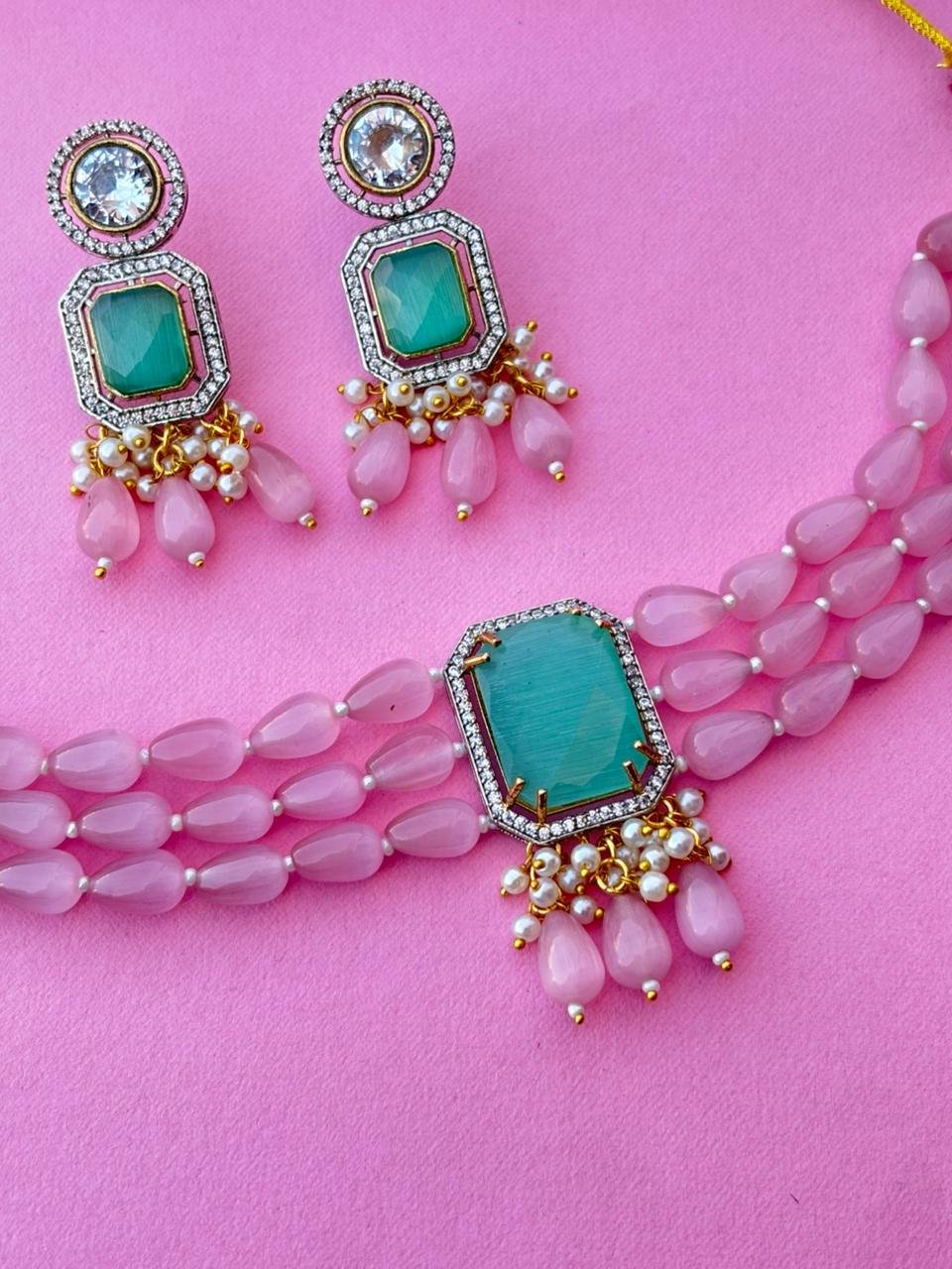 Pink Beaded Necklace Set With Teal Stone Pendant - Image 2