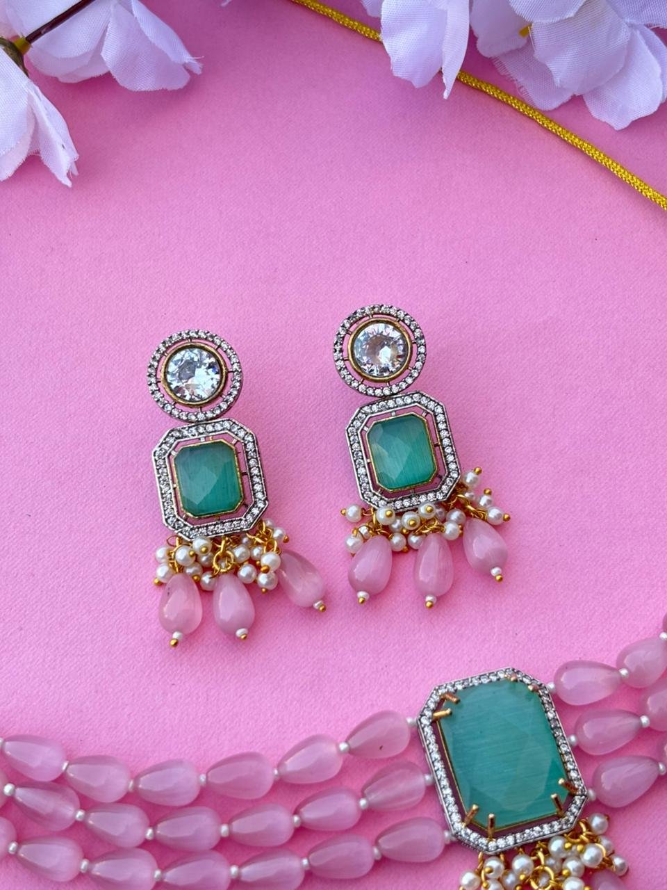Pink Beaded Necklace Set With Teal Stone Pendant - Image 3