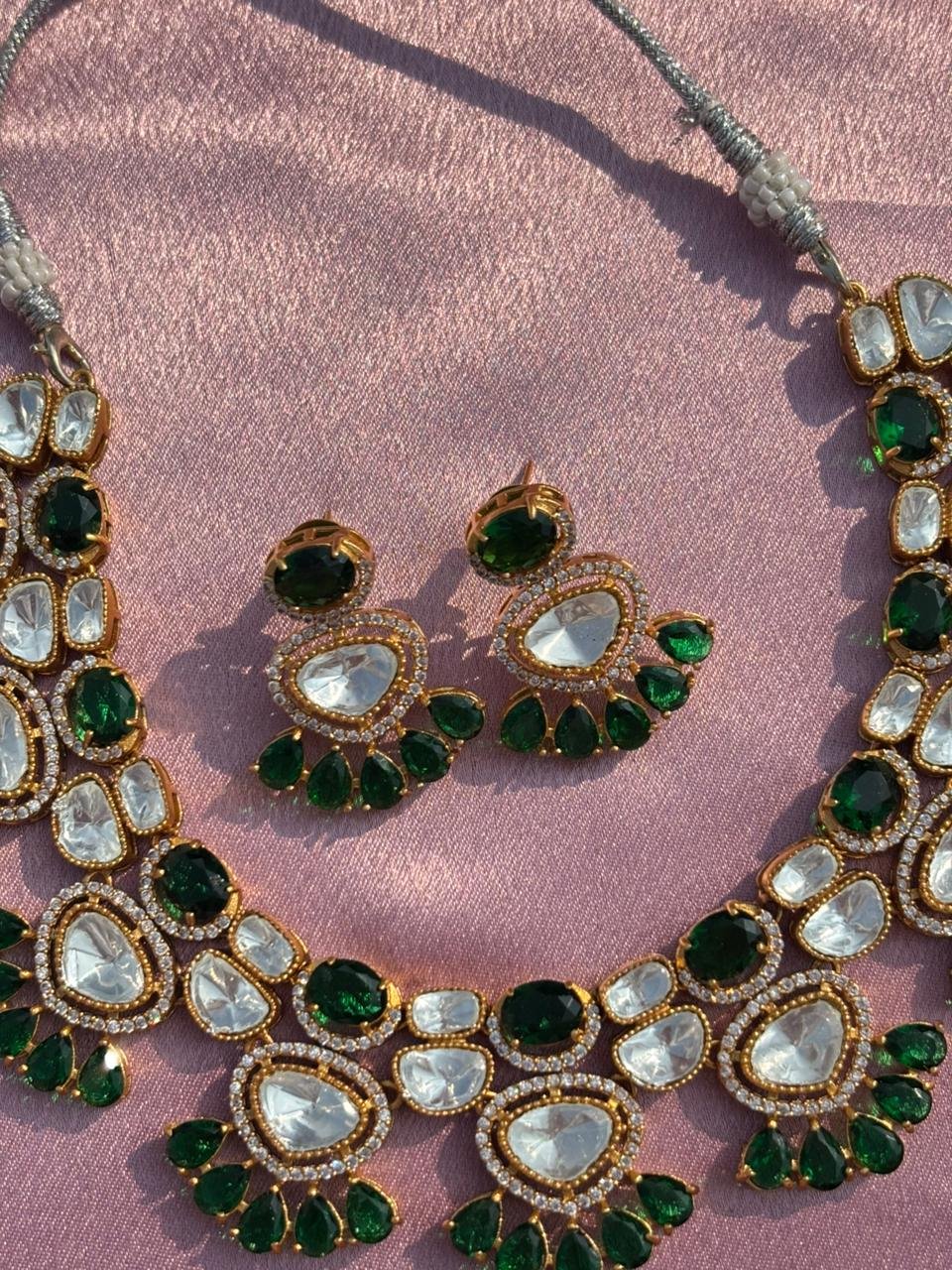 Kundan Choker Necklace Set In Green Colors For Women - Image 3