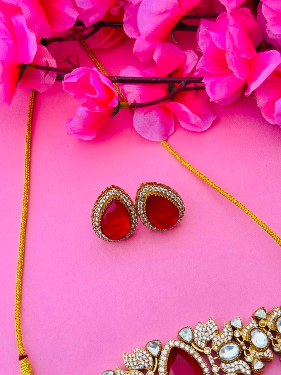 Ruby Red Stone Leaf Necklace Set - Image 4