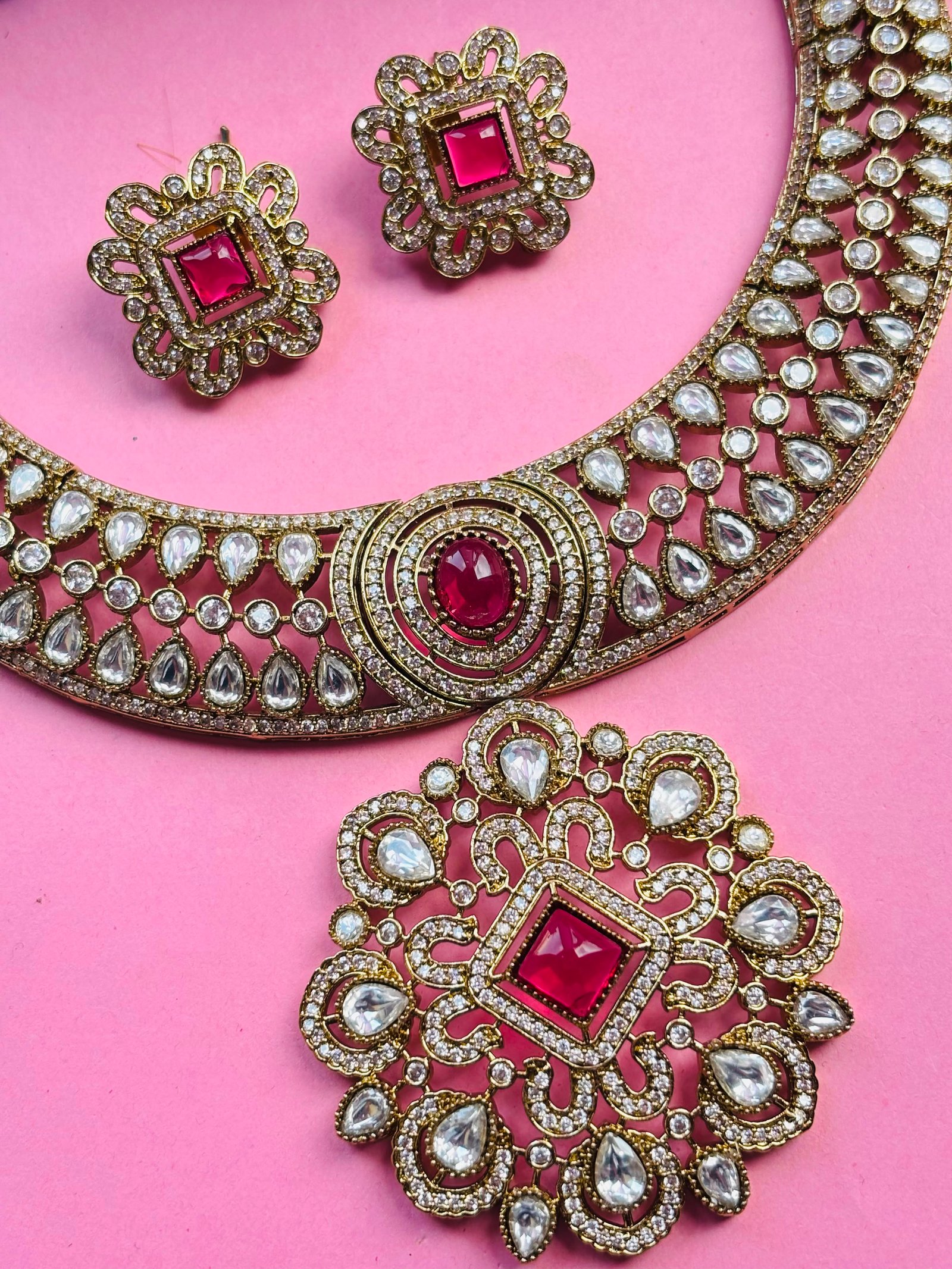 Kundan Choker Necklace Set With Ruby Red Stone Pendant - Image 3