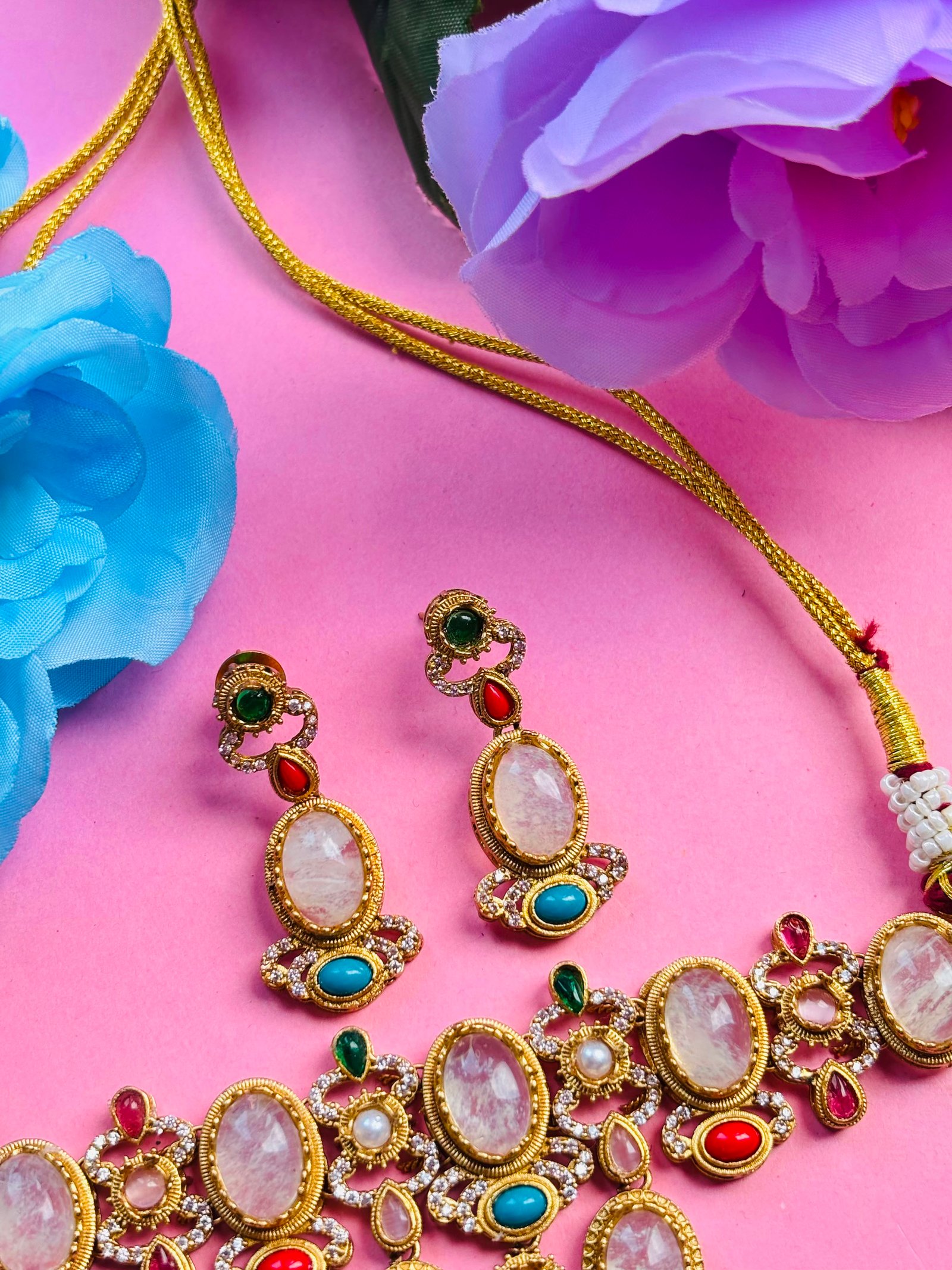 Sabyasachi Inspired Multicolor Stone Necklace Set For Women - Image 4