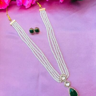 Multi-Layer Pearl Necklace Set with Emerald Drop Pendant