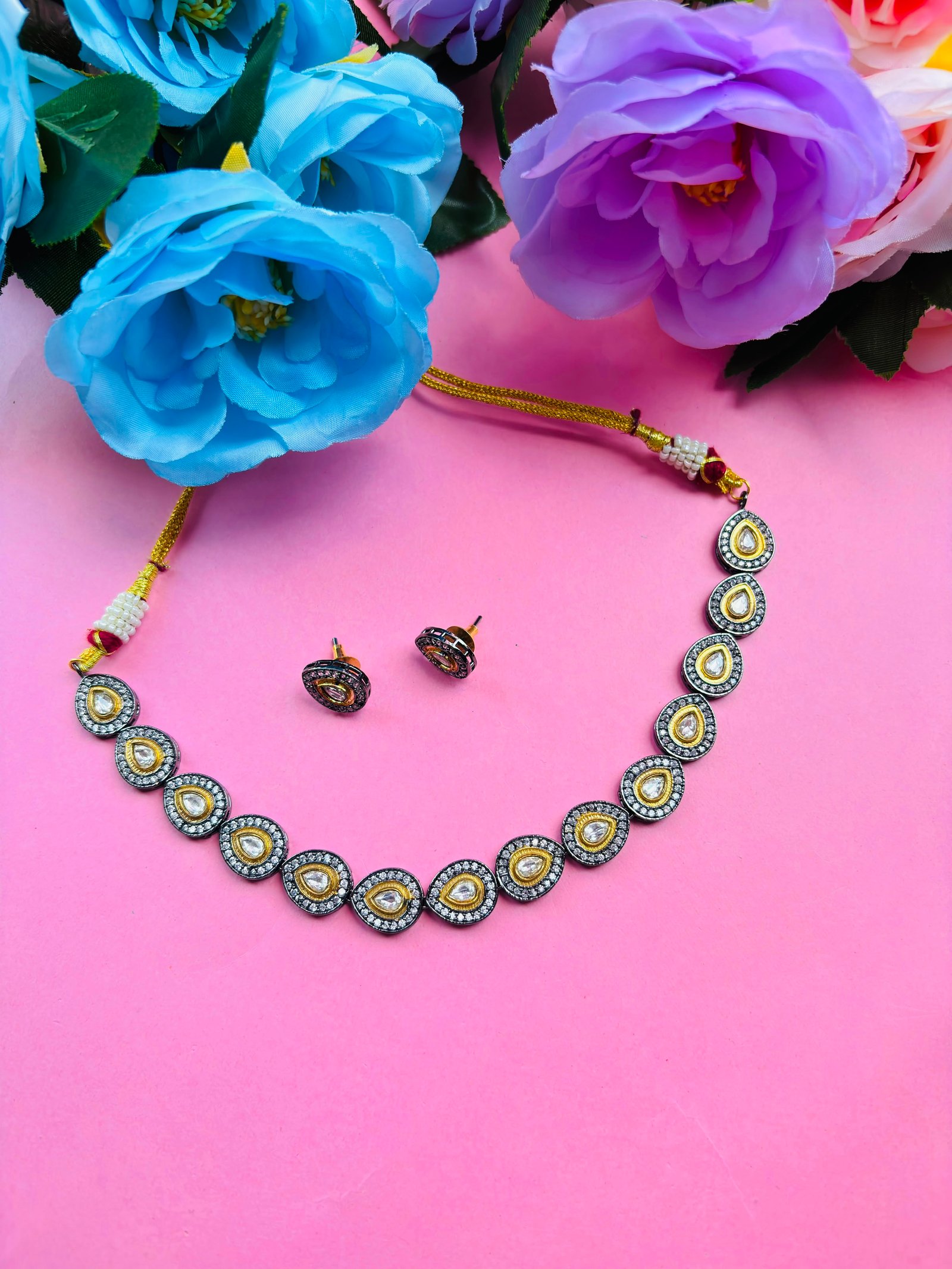 Victorian Kundan Teardrop Necklace with Stud Earrings - Image 2