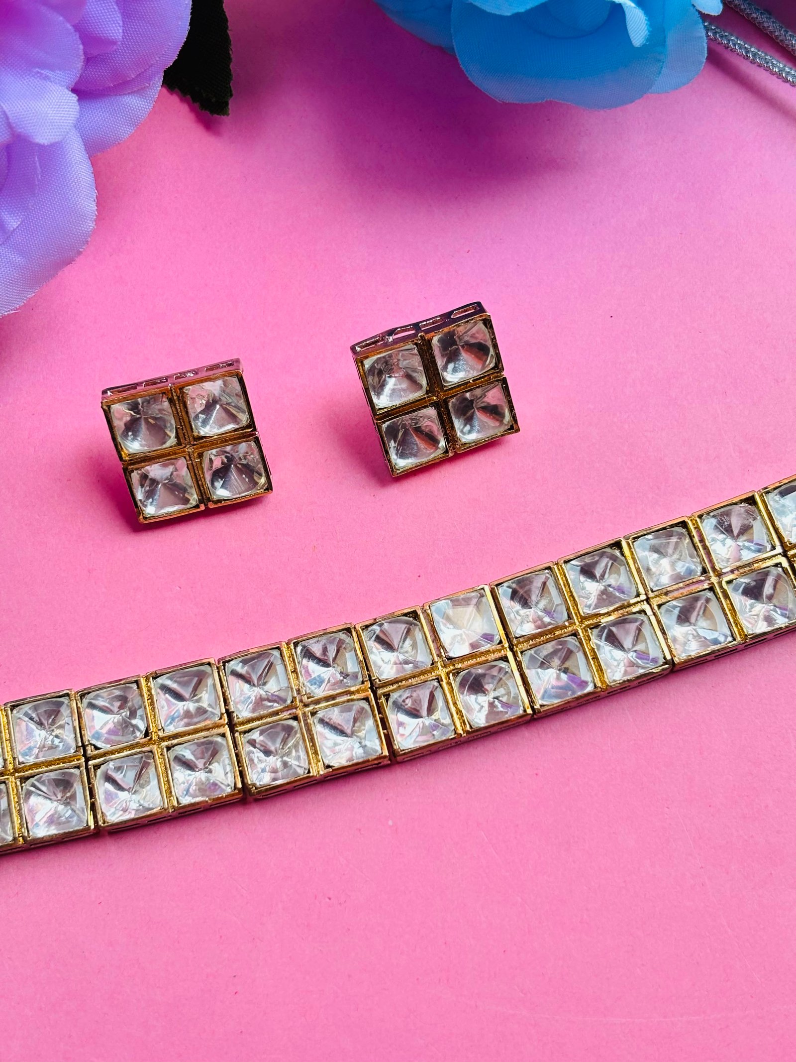 Polki Choker Necklace Set With White Checkered Stones - Image 5