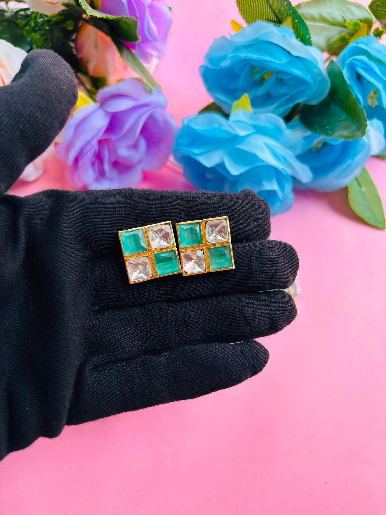 Polki Choker Necklace Set With Sea Green Checkered Stones - Image 7